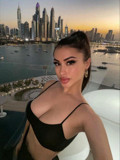 Escort - MIA - Ibiza Tops